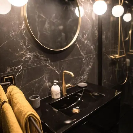 Superbe Avec Jacuzzi... Apartman *